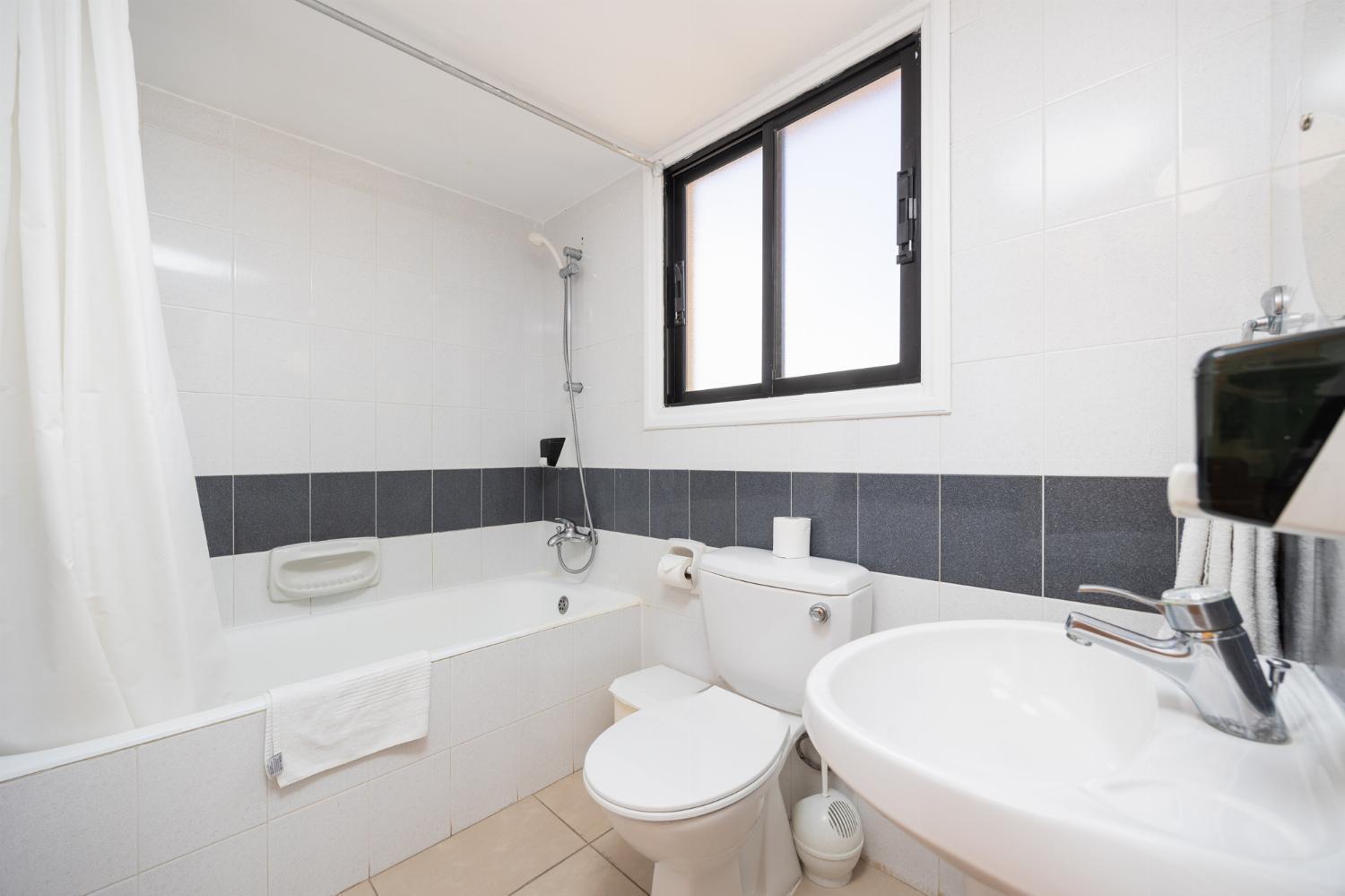 Tavros Hotel Apartments Polis Szoba fotó